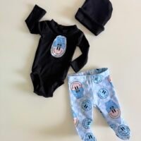 Newborn | Bodysuit & Footed Leggings & Beanie Set